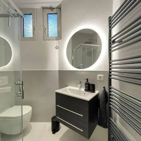 Stylisches Apartment In Zentraler Lage Mit Balkon Karlsruhe Exterior foto