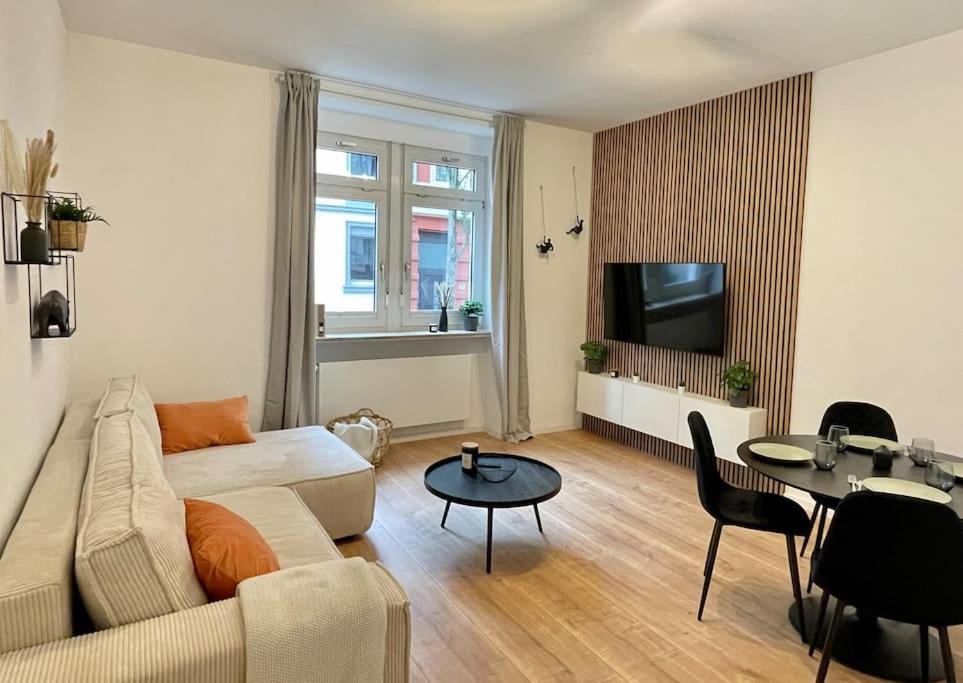 Apartment Stylisches In Zentraler Lage Mit Balkon *